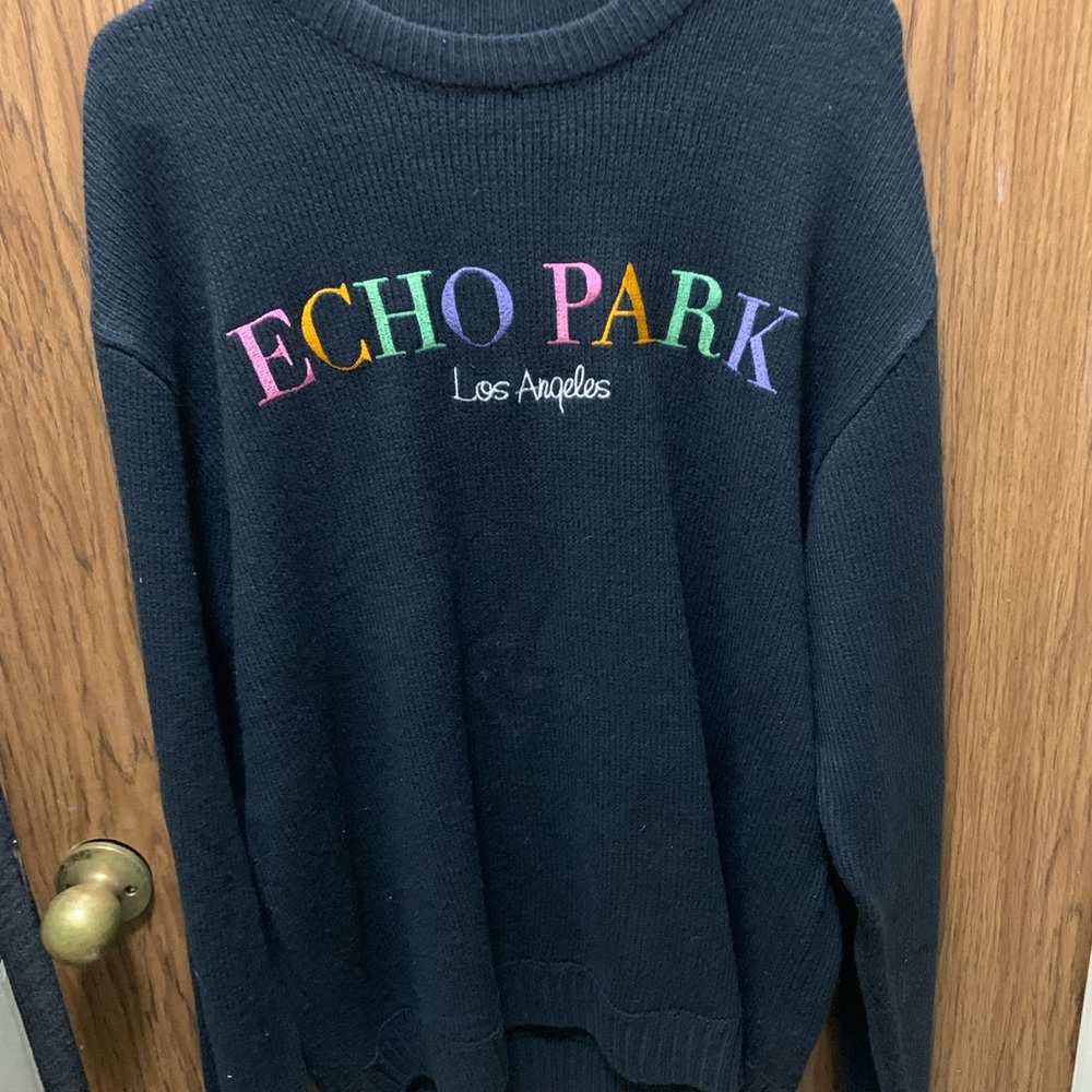 H&M men’s sweater with graphic design